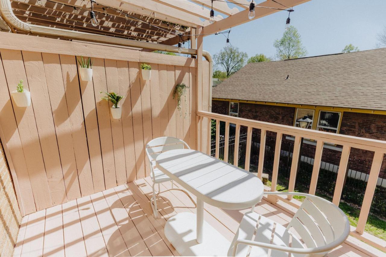 Centrally Located 2Br Overton Square Unit 2 Fast Wifi Free Parking Yes Pets ممفيس المظهر الخارجي الصورة