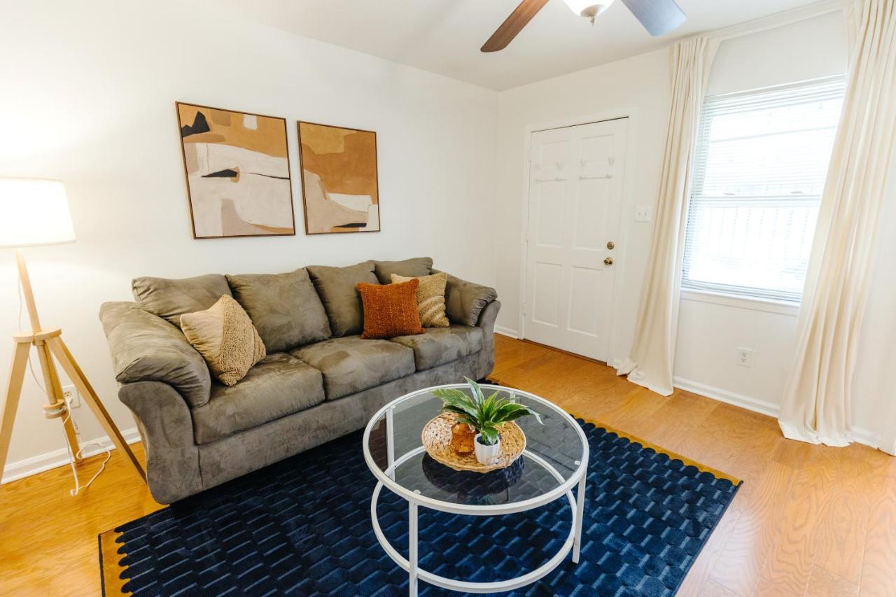 Centrally Located 2Br Overton Square Unit 2 Fast Wifi Free Parking Yes Pets ممفيس المظهر الخارجي الصورة